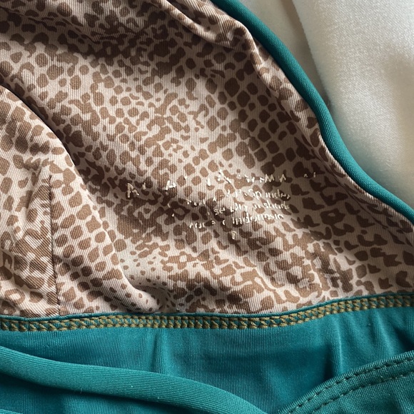 Acacia top - Picture 4 of 4